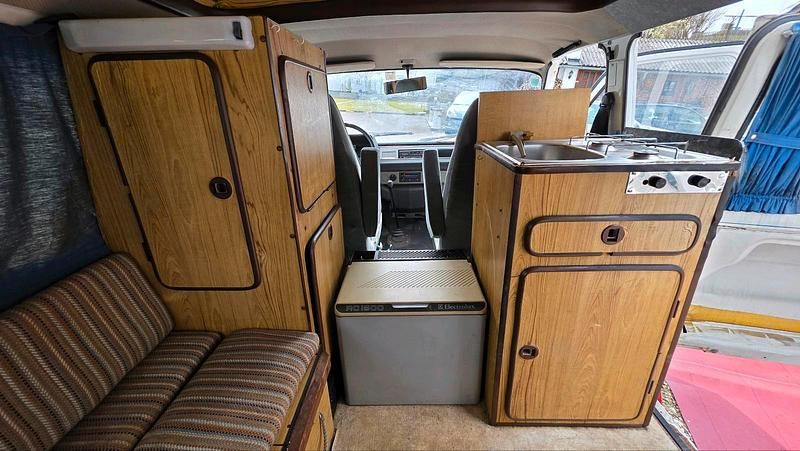 Gebraucht Ford Transit 75 PS (55 kW) 1983 Weiß Van / Kleinbus