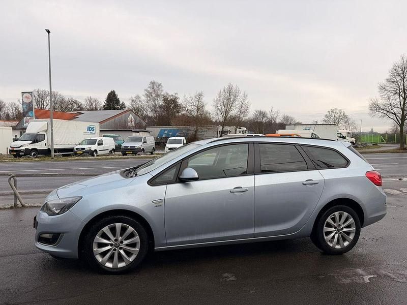 Gebraucht Opel Astra Active 120 PS (88 kW) 2013 Silber Kombi