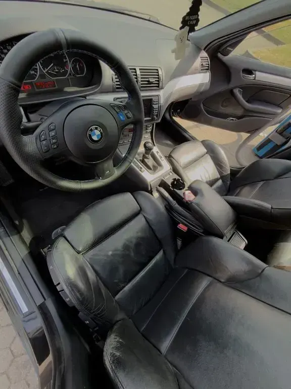 Używany BMW 330 M Sport 231 KM (169 kW) 2003 Czarny Sedan/Limuzyna