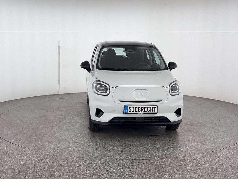 Neu Leapmotor T03 69 kW (95 PS) 2025 Weiß Kleinwagen