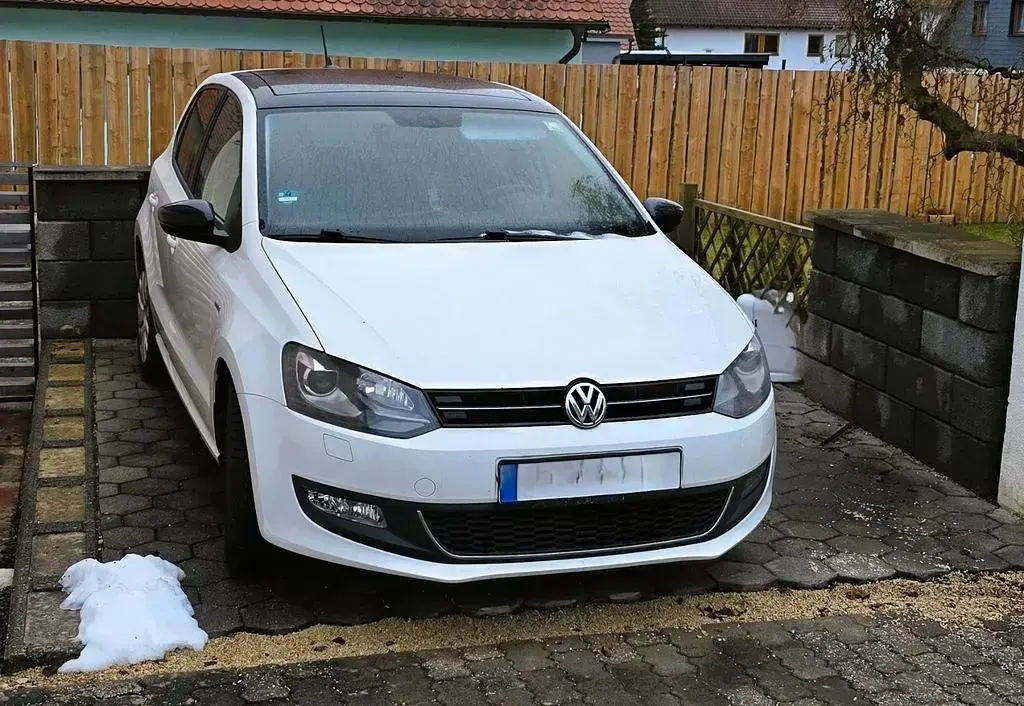 Gebraucht VW Polo Match 105 PS (77 kW) 2012 Weiß Kleinwagen