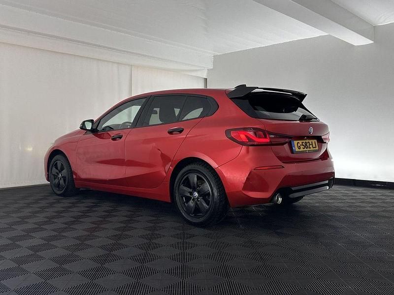 Gebraucht BMW 116 Executive 116 PS (85 kW) 2019 Rot Kleinwagen