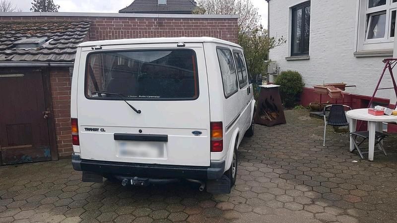 Gebraucht Ford Transit 98 PS (72 kW) 1991 Weiß Van / Kleinbus