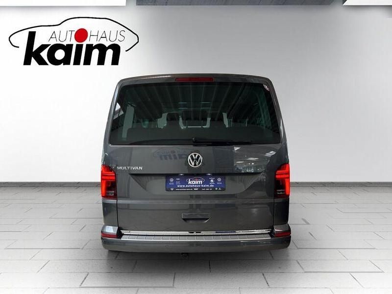 Usado VW Multivan Highline 2020 Gris Monovolumen