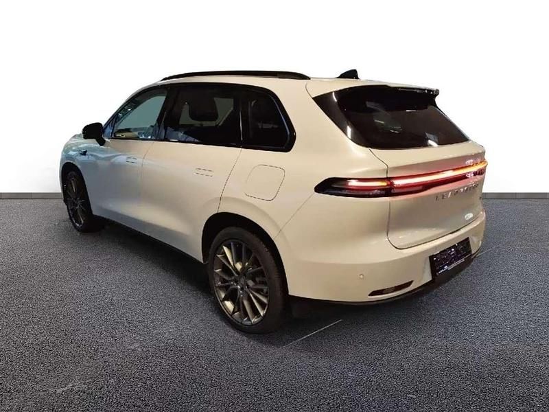 Neu Leapmotor C10 439 kW (598 PS) 2026 Pearly white SUV