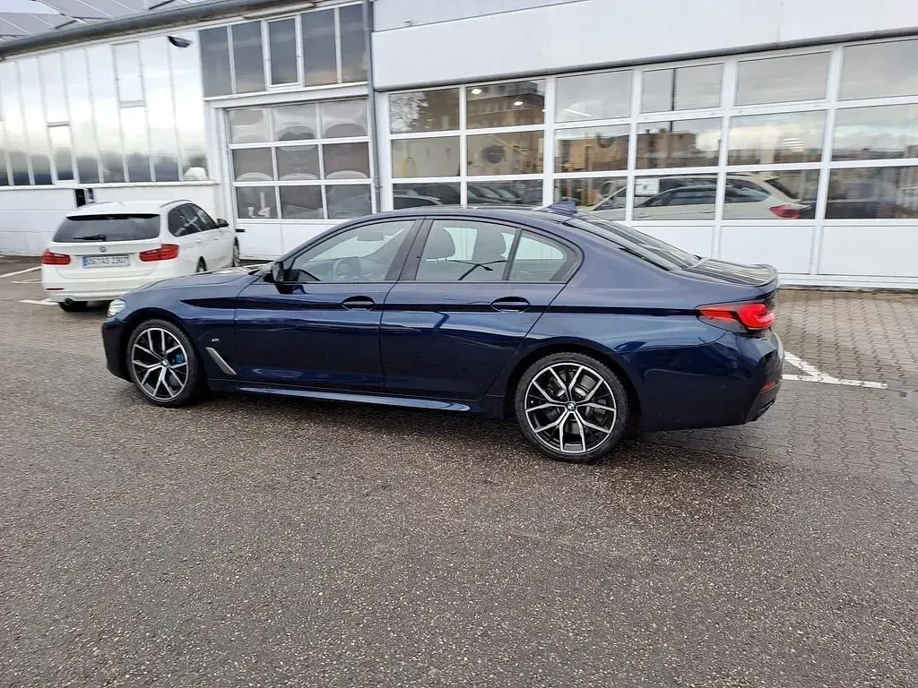 Gebraucht BMW M550 M Sport 530 PS (389 kW) 2021 Blau Limousine