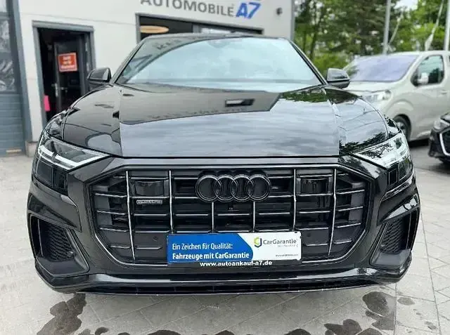 Gebraucht Audi Q8 S-Line 286 PS (210 kW) 2022 Andere SUV