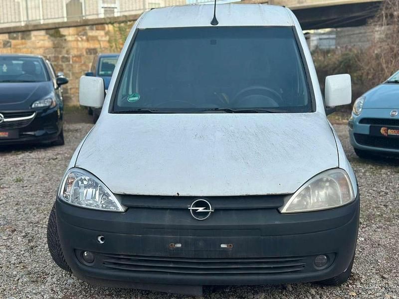 Gebraucht Opel Combo 101 PS (74 kW) 2006 Other Van / Kleinbus