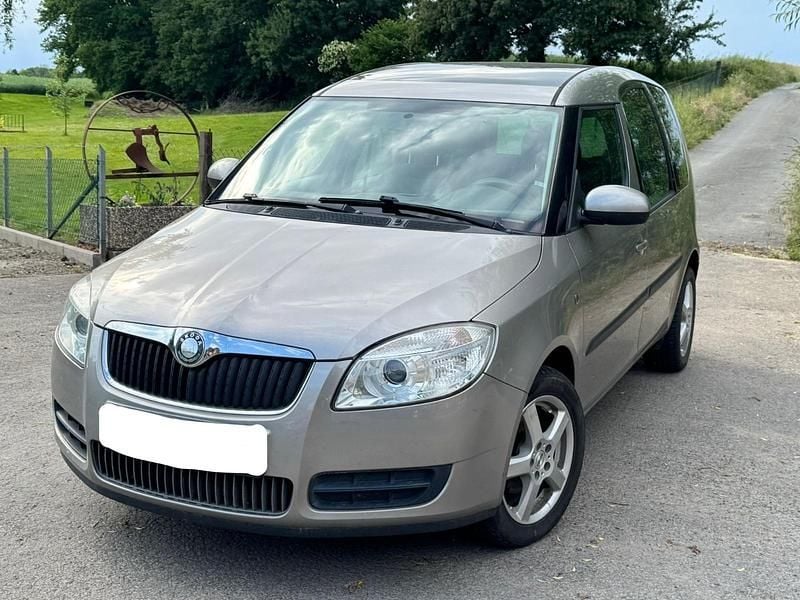 Gold Gebraucht 2009 Skoda Roomster Van / Kleinbus | 1.999 € (Guter Preis) - Bild 1/4
