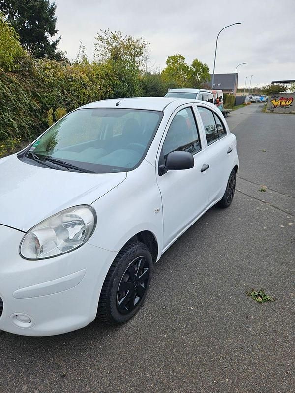Gebraucht Nissan Micra Visia 80 PS (58 kW) 2013 Weiß Kleinwagen