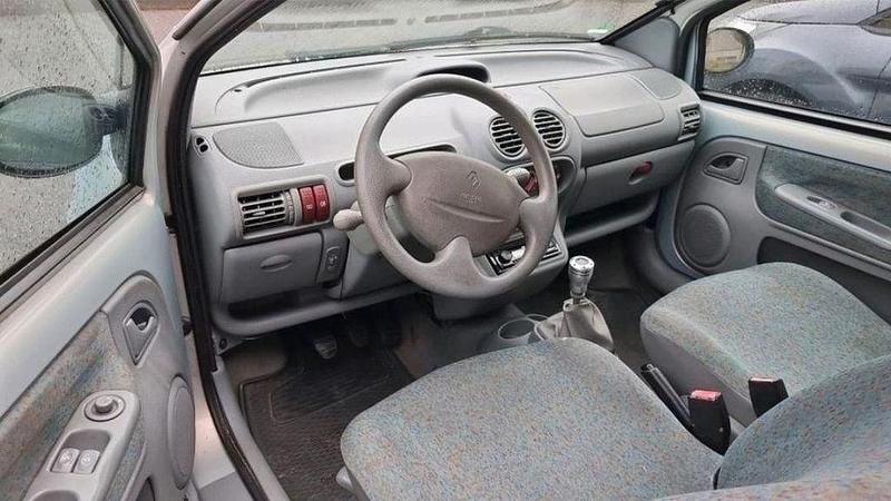 Gebraucht Renault Twingo Dynamique 75 PS (55 kW) 2005 Silber Kleinwagen