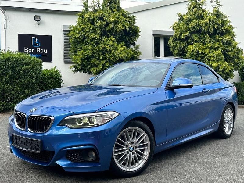 Blau Gebraucht 2013 BMW 220 M Sport Coupé | 12.800 € (Etwas zu teuer) - Bild 1/4