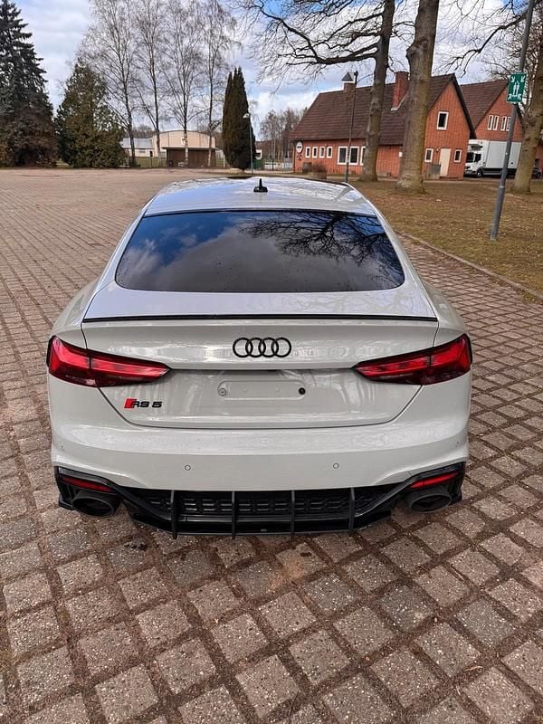 Usado Audi RS5 Competition 450 HP (330 kW) 2023 Cinzento Coupé