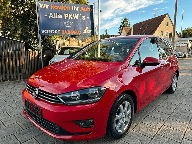 Rot Gebraucht 2015 VW Golf Sportsvan Comfortline Van / Kleinbus | 10.999 € (Guter Preis) - Bild 1/4