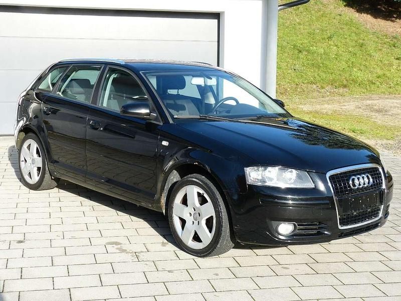 Gebraucht Audi A3 Attraction 116 PS (85 kW) 2005 Schwarz Limousine