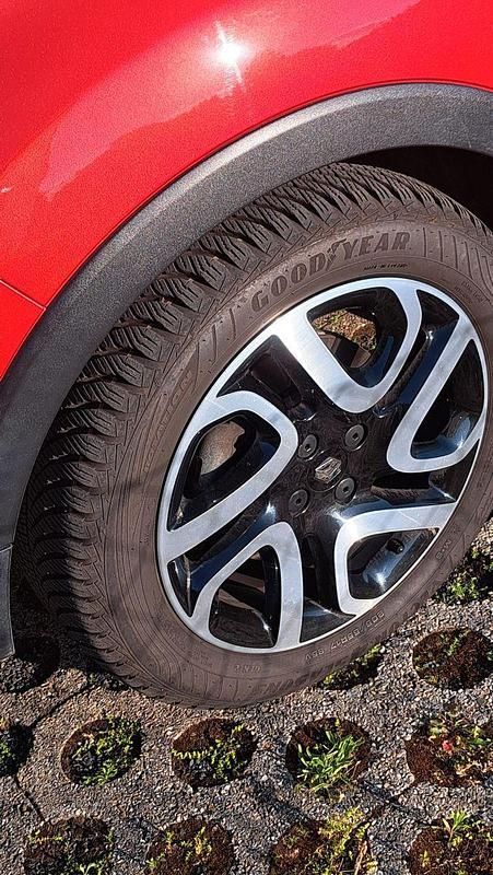 Gebraucht Renault Captur XMOD 118 PS (86 kW) 2016 Rot SUV