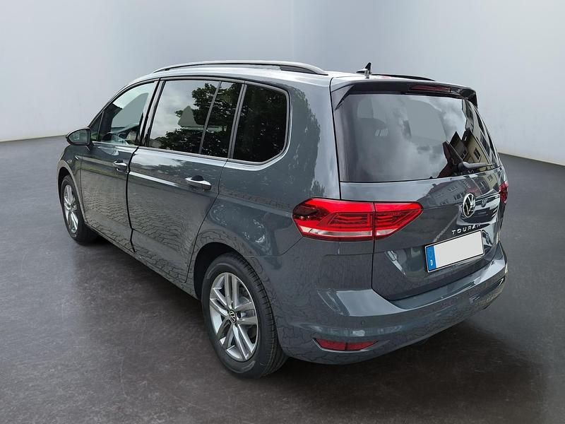 Neu VW Touran R-line 150 PS (110 kW) 2026 Van / Kleinbus