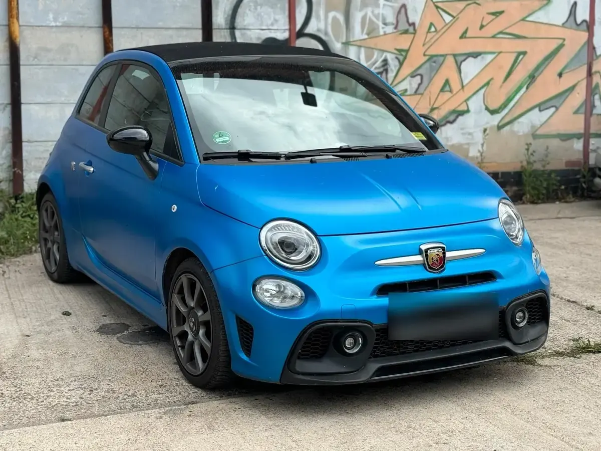 Gebraucht Abarth 595C 165 PS (121 kW) 2023 Blau Cabrio