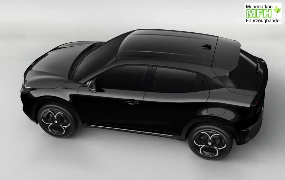 Neu Alfa Romeo Junior Edizione Speciale 145 PS (106 kW) 2026 Nero tortona SUV