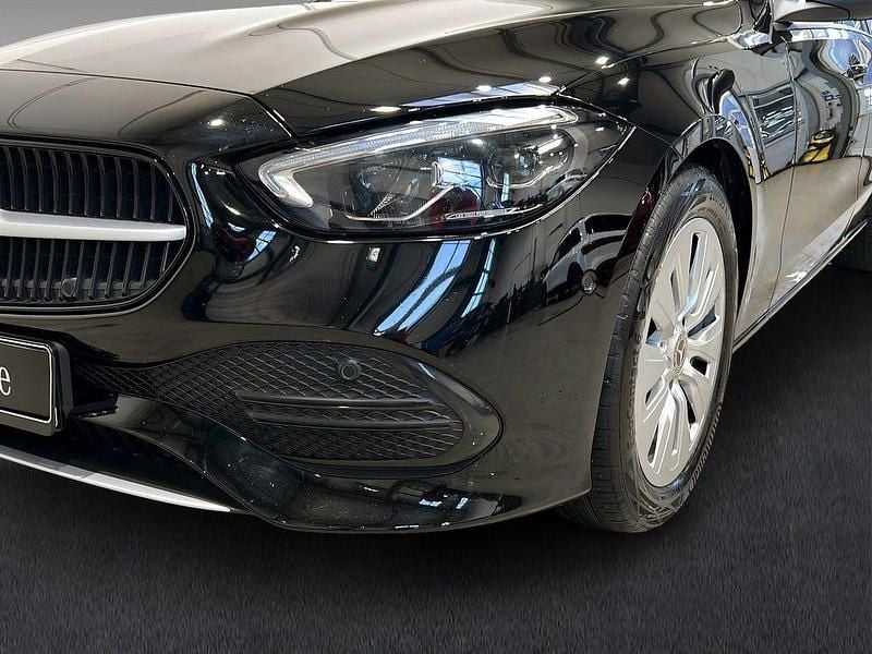 Gebraucht Mercedes C200 204 PS (150 kW) 2022 Schwarz Kombi