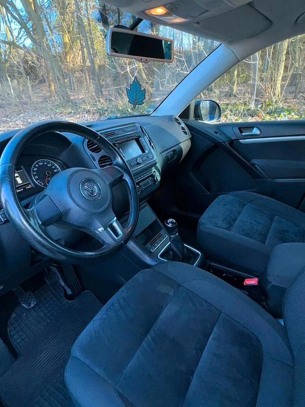 Gebraucht VW Tiguan 140 PS (102 kW) 2014 Schwarz SUV