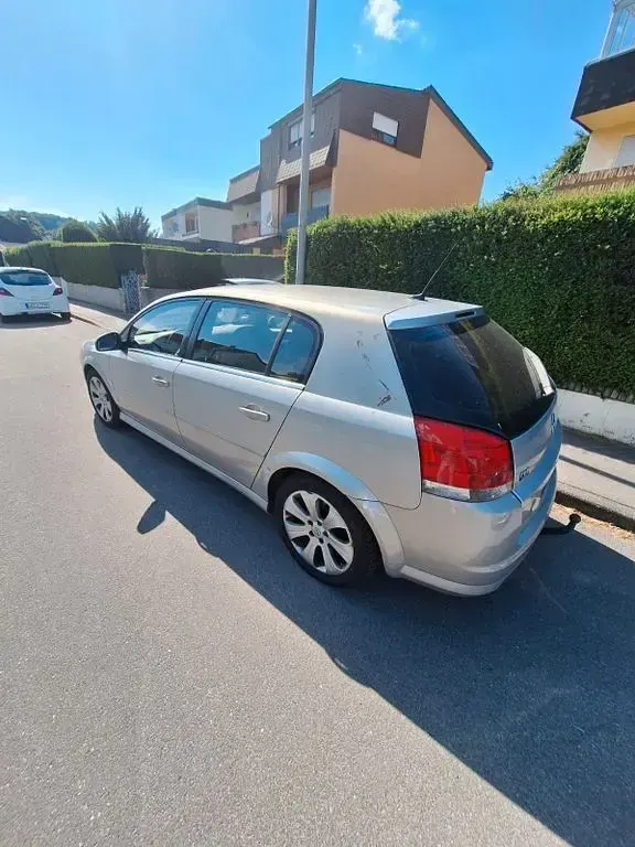 Gebraucht Opel Signum Cosmo 140 PS (102 kW) 2008 Grau Kleinwagen