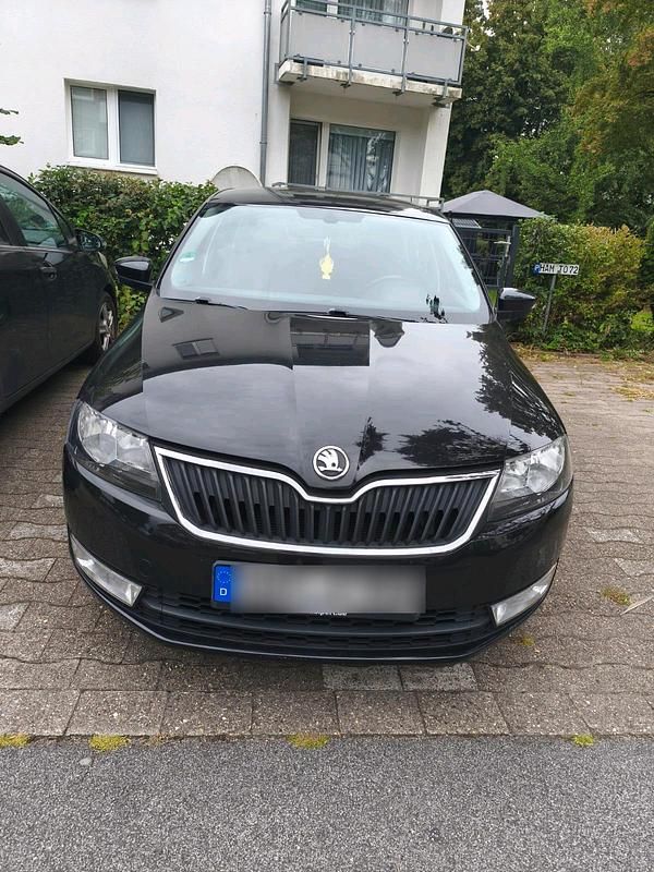 Schwarz Gebraucht 2016 Skoda Rapid Limousine | 7.200 € (Guter Preis) - Bild 1/4