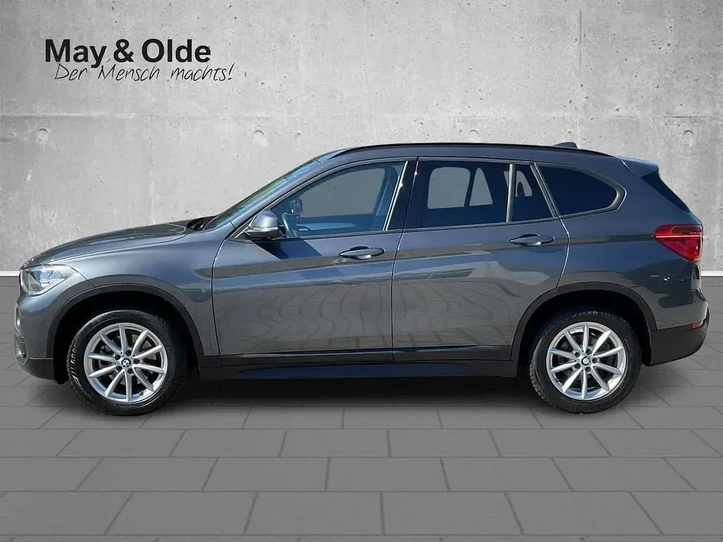 Gebraucht BMW X1 Advantage 140 PS (102 kW) 2018 Grau SUV