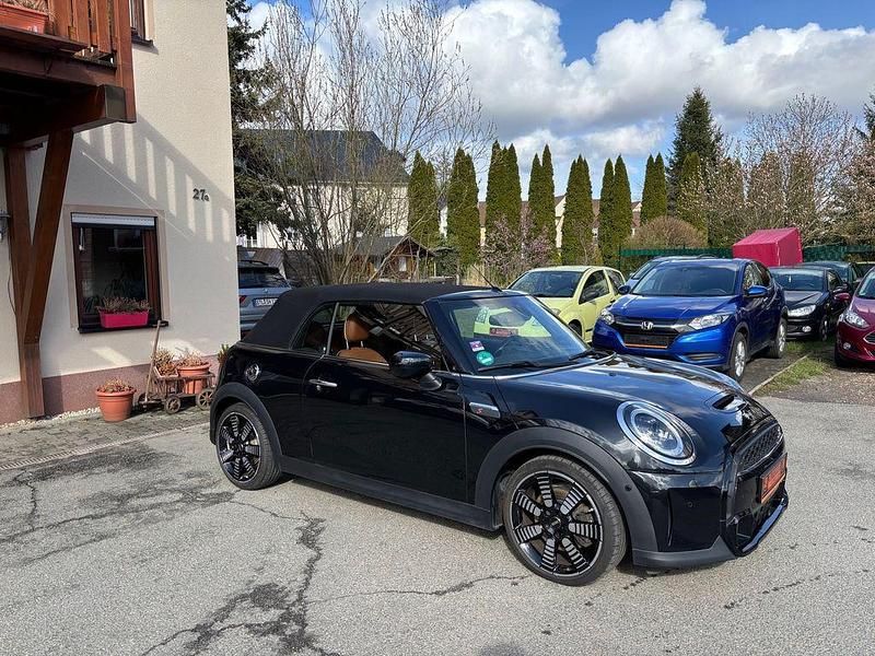 Gebraucht Mini Cooper S Cabriolet 178 PS (130 kW) 2022 Schwarz Cabrio