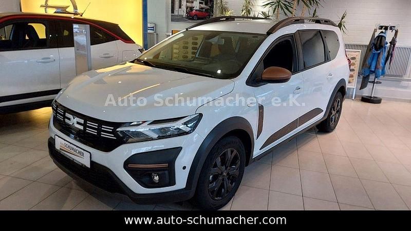 Weiß Gebraucht 2024 Dacia Jogger Extreme Van / Kleinbus | 19.900 € (Fairer Preis) - Bild 1/4
