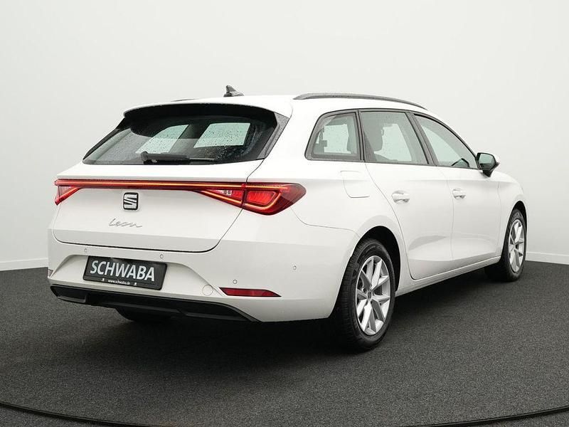 Gebraucht Seat Leon Style 150 PS (110 kW) 2021 Weiß Kombi