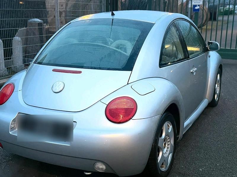 Gebraucht VW New Beetle 116 PS (85 kW) 2000 Silber Kleinwagen
