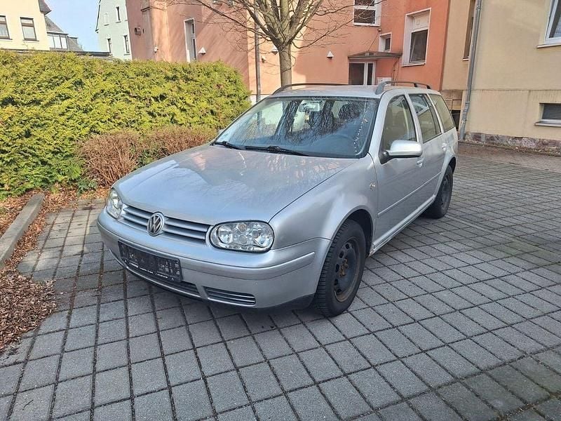 Gebraucht VW Golf IV Highline 105 PS (77 kW) 2001 Silber Kombi