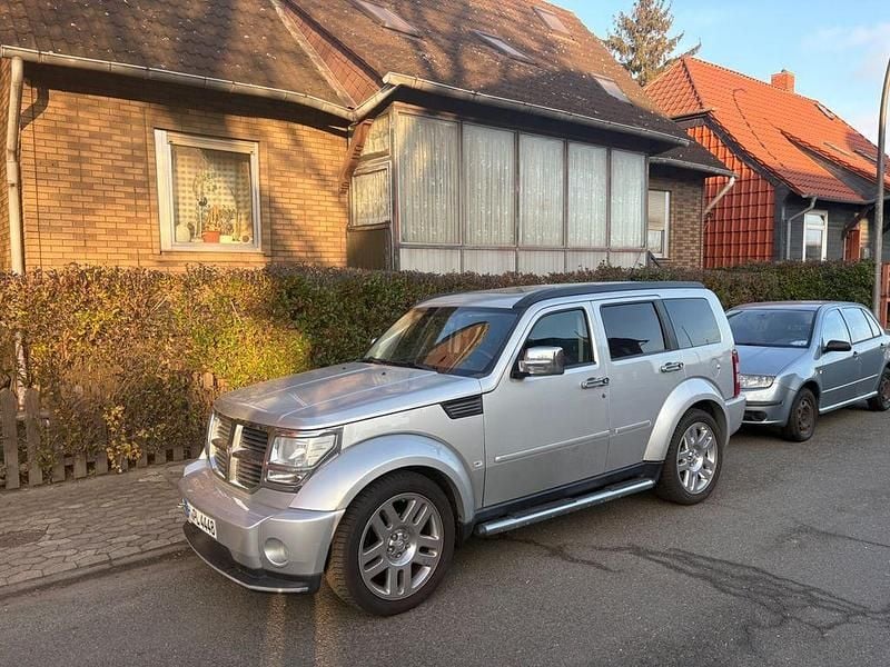 Gebraucht Dodge Nitro SXT 177 PS (130 kW) 2007 Silber SUV