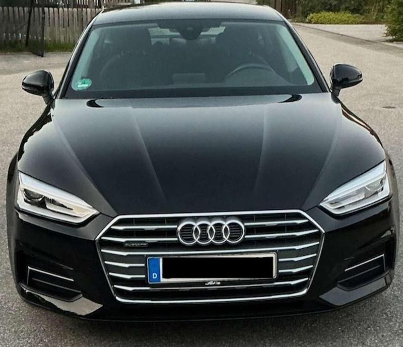Schwarz Gebraucht 2018 Audi A5 Sportback Business Coupé | 25.500 € (Superpreis) - Bild 1/4