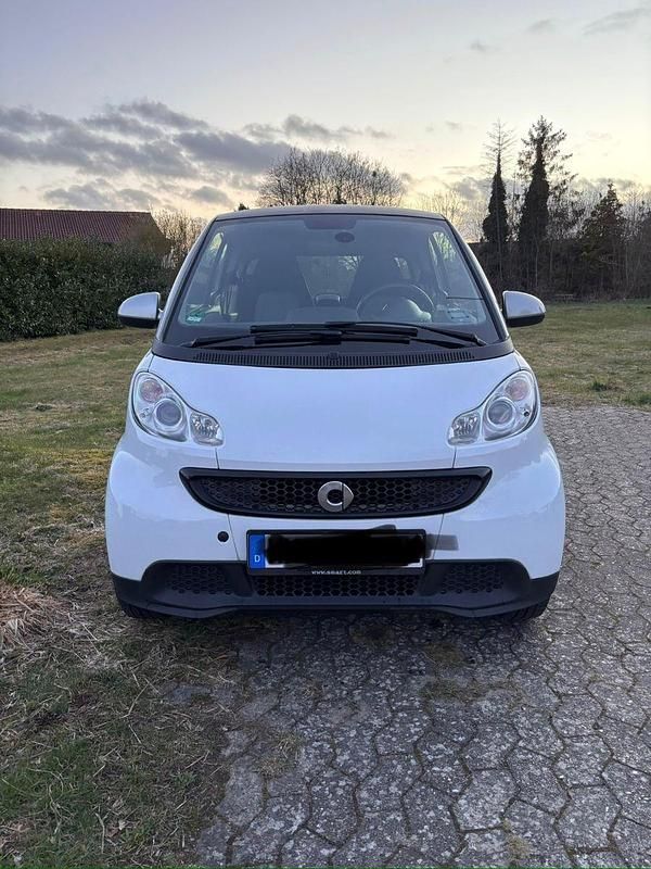Gebraucht Smart ForTwo Coupé 61 PS (44 kW) 2012 Weiß Coupé