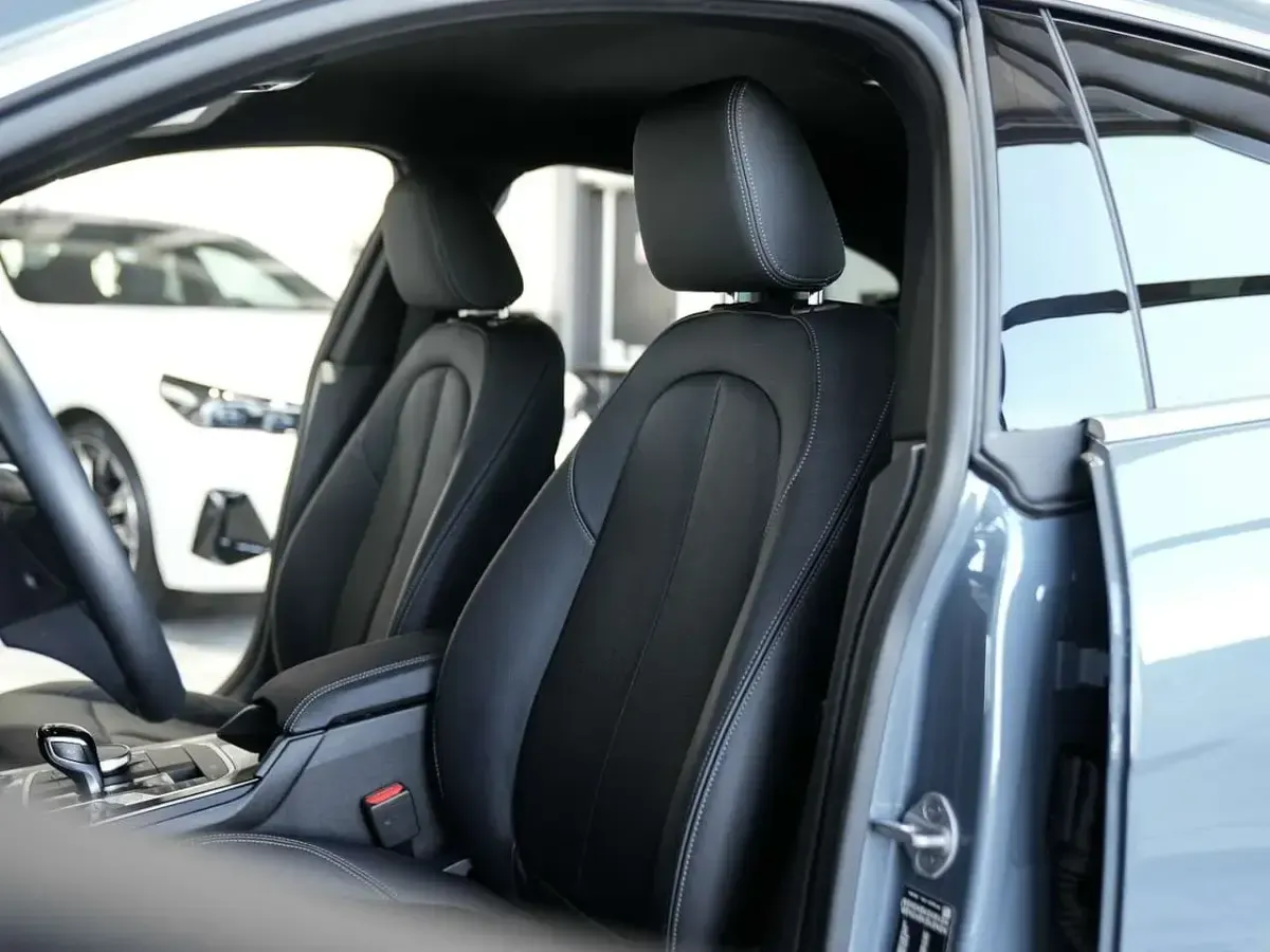 Gebraucht BMW 218 Advantage 136 PS (100 kW) 2024 Storm bay Coupé