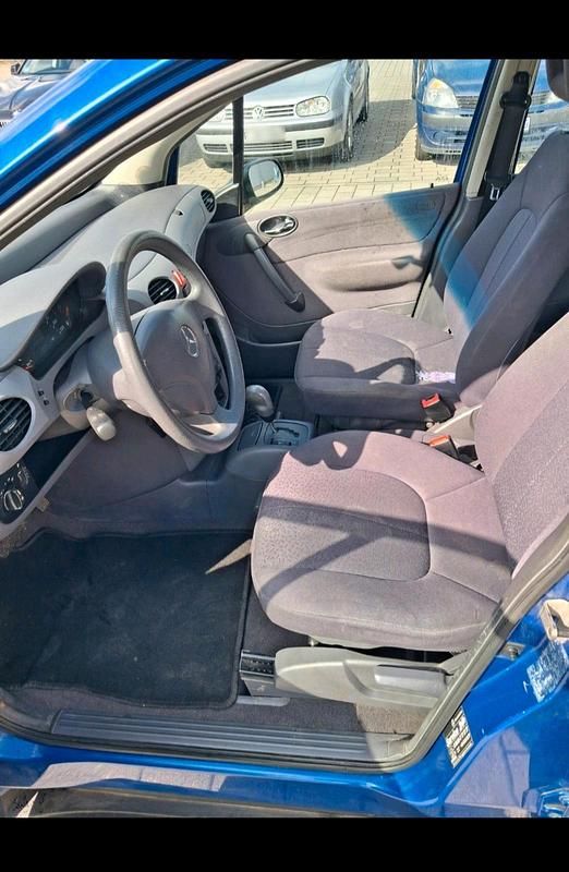 Second-hand Mercedes A160 1999 Albastru Hatchback