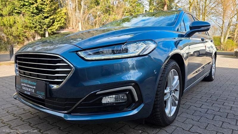 Gebraucht Ford Mondeo Titanium 190 PS (139 kW) 2019 Blau Limousine