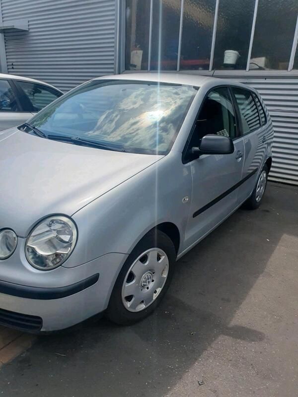 Silber Gebraucht 2003 VW Polo Kleinwagen | 1.999 € (Fairer Preis) - Bild 1/4