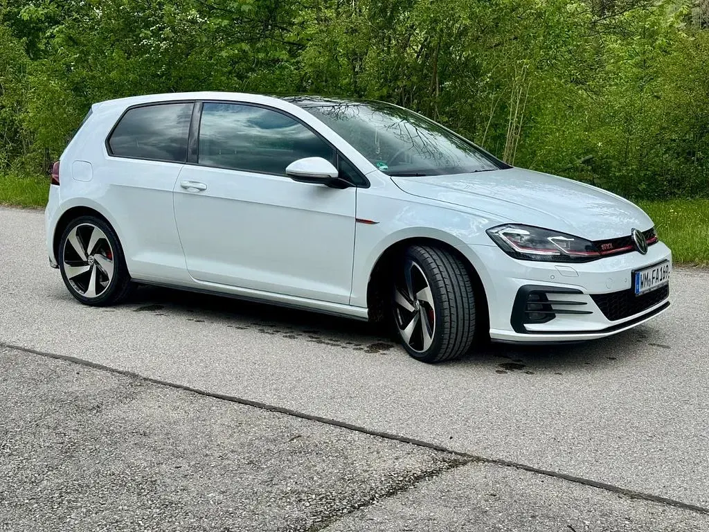 Gebraucht VW Golf VII GTI 245 PS (180 kW) 2018 Weiß Limousine