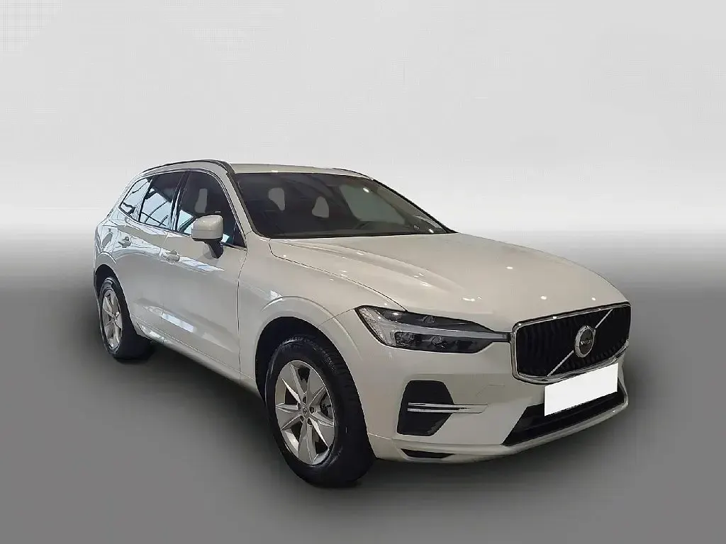 Gebraucht Volvo XC60 Core 197 PS (144 kW) 2024 Weiß SUV