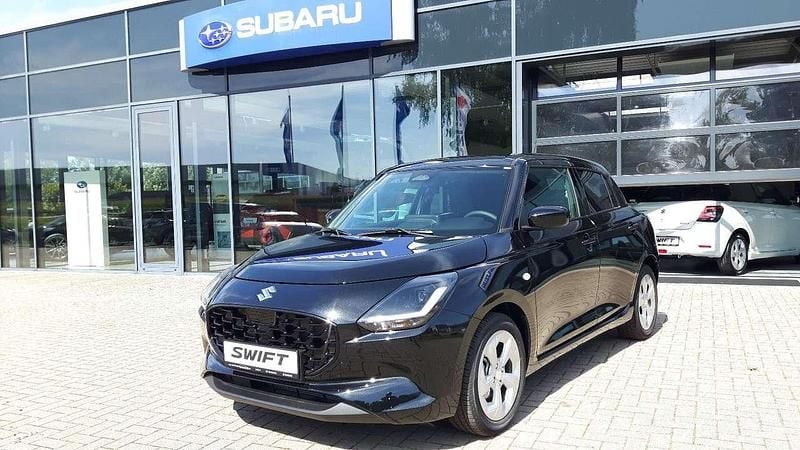 Super black pearl Neu 2024 Suzuki Swift Comfort Kleinwagen | 17.990 € - Bild 1/4