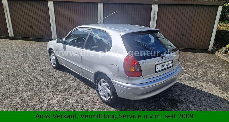 Gebraucht Toyota Corolla Sol 110 PS (80 kW) 2000 Silber Limousine