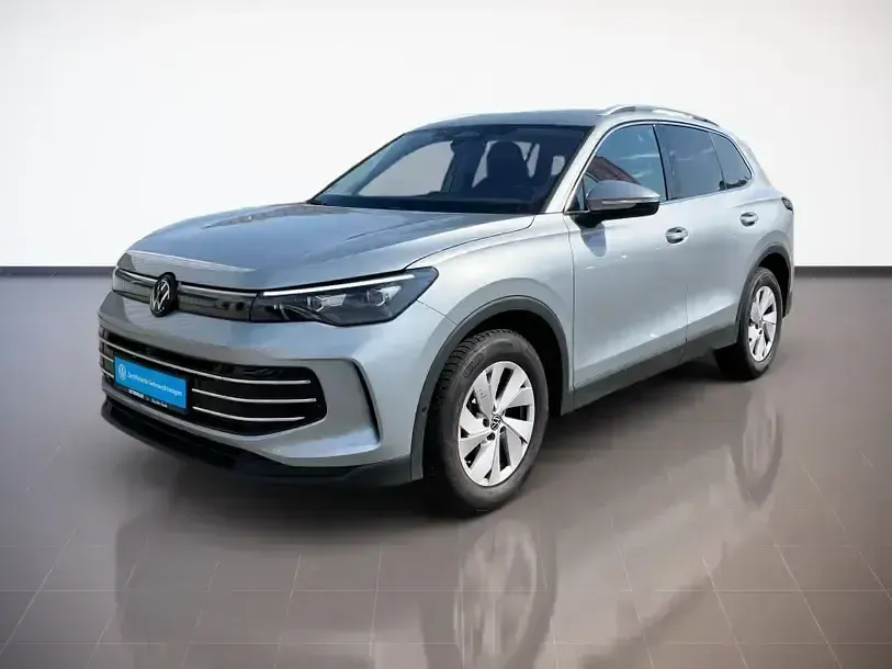 Gebraucht VW Tiguan Elegance 150 PS (110 kW) 2025 Oyster silver SUV