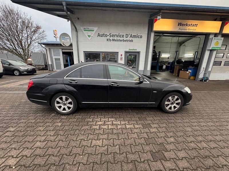 Schwarz Gebraucht 2012 Mercedes S350 Limousine | 10.800 € (Superpreis) - Bild 1/4