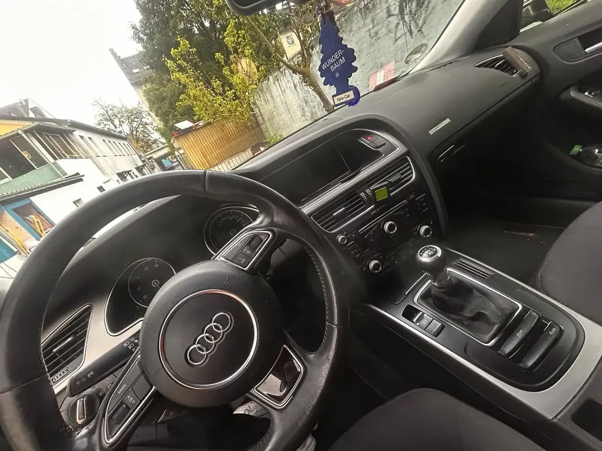 Używany Audi A5 Sportback 170 KM (125 kW) 2012 Brązowy Hatchback
