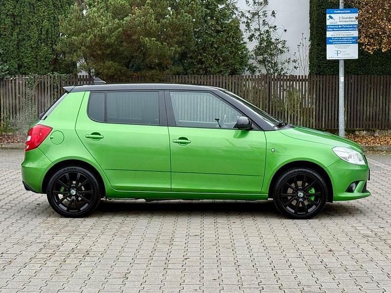 Gebraucht Skoda Fabia RS 179 PS (131 kW) 2011 Grün Limousine