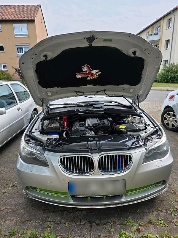 Gebraucht BMW 520 170 PS (125 kW) 2004 Silber Limousine