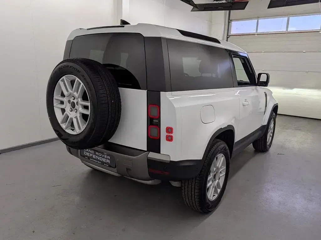 Neu Land Rover Defender S 200 PS (147 kW) 2026 Fuji white SUV